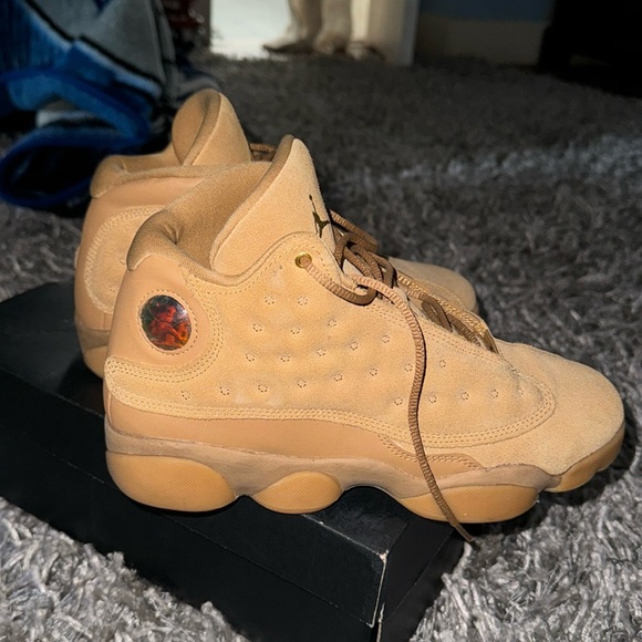 Jordan 13 Retro - Picture 3 of 4
